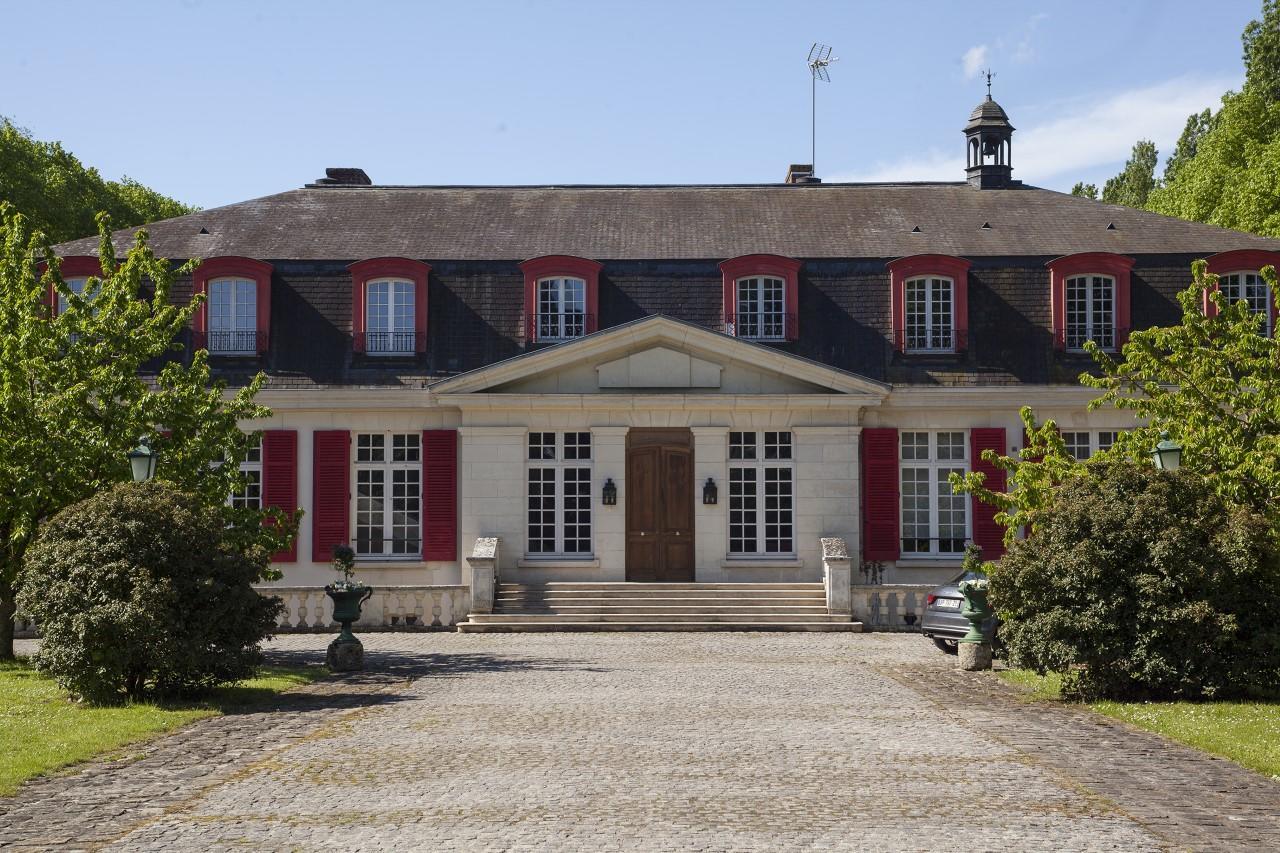 Отель Le Domaine De Barbizon Saint-Martin-en-Biere Экстерьер фото