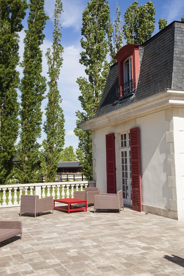 Отель Le Domaine De Barbizon Saint-Martin-en-Biere Экстерьер фото