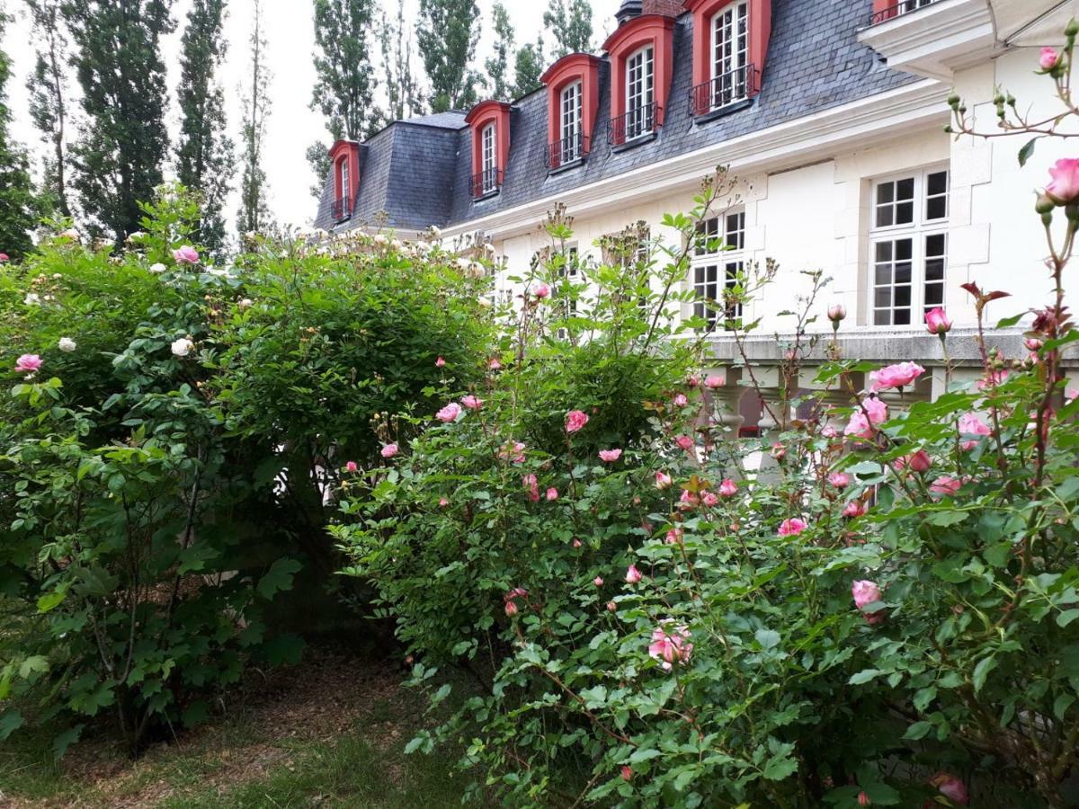 Отель Le Domaine De Barbizon Saint-Martin-en-Biere Экстерьер фото